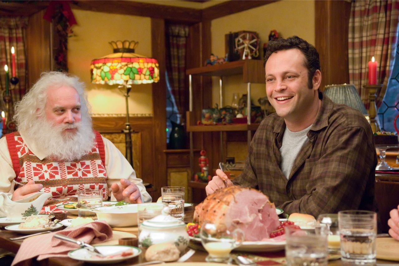 1576076469 33 fred claus  2007 
