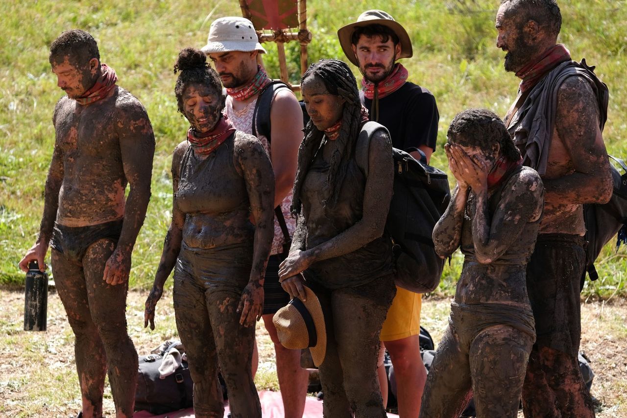 Slinging mud – Survivor SA